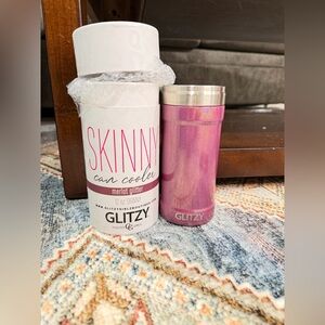 Glitzy Pink Skinny Can Cooler - Merlot Glitter